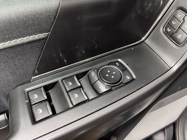 2025 Agate Black Metallic Ford F-150 Lariat 4X4 Truck