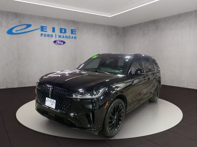 2025 Infinite Black Metallic Clearcoat Lincoln Aviator Reserve AWD SUV