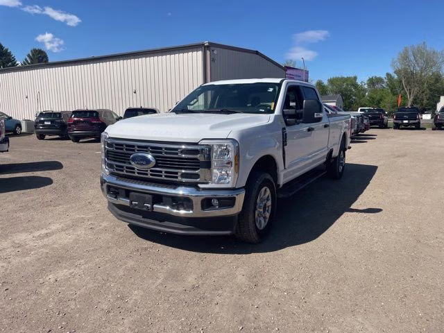 2024 Ford F-250 XLT 4x4 Crew Cab 176 in's photo