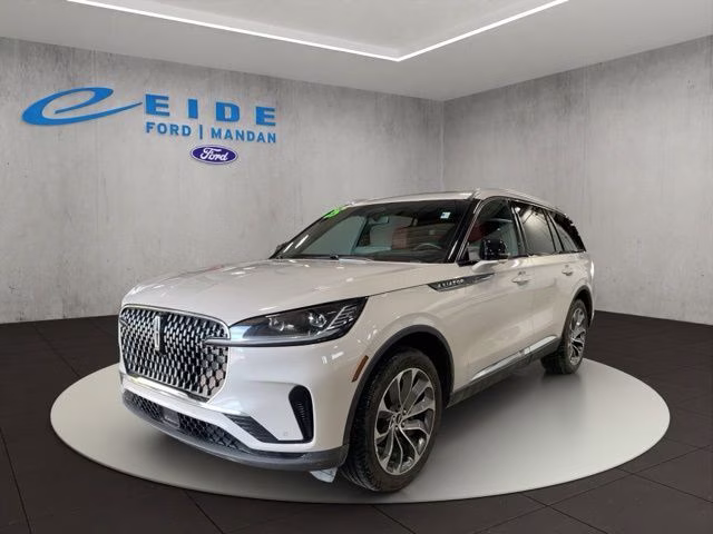 2025 Ceramic Pearl Metallic Tri-Coat Lincoln Aviator Reserve AWD SUV