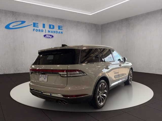 2025 Ceramic Pearl Metallic Tri-Coat Lincoln Aviator Reserve AWD SUV