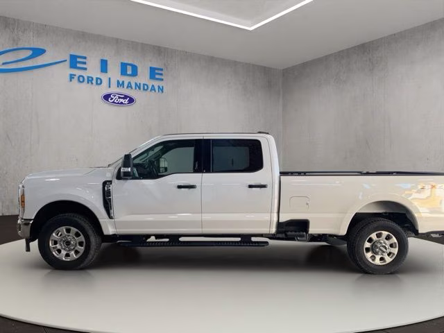2024 Oxford White Ford Super Duty F-250 SRW XLT 4X4 Truck