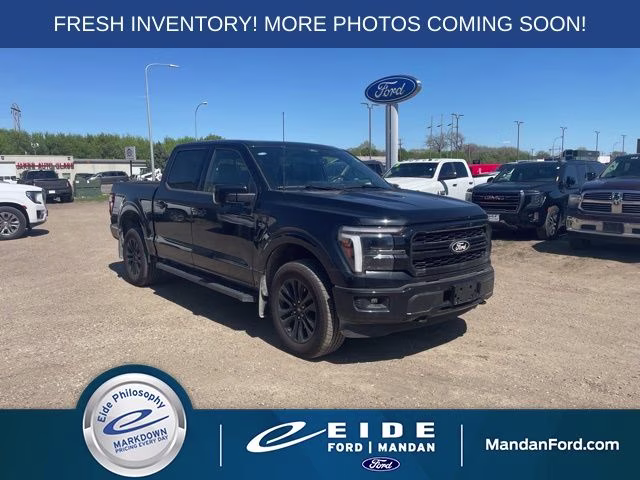 2025 Ford F-150 Lariat 4x4 SuperCrew 145 in's photo