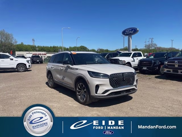 2025 Lincoln Aviator Reserve AWD's photo