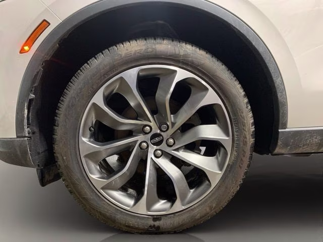 2025 Ceramic Pearl Metallic Tri-Coat Lincoln Aviator Reserve AWD SUV