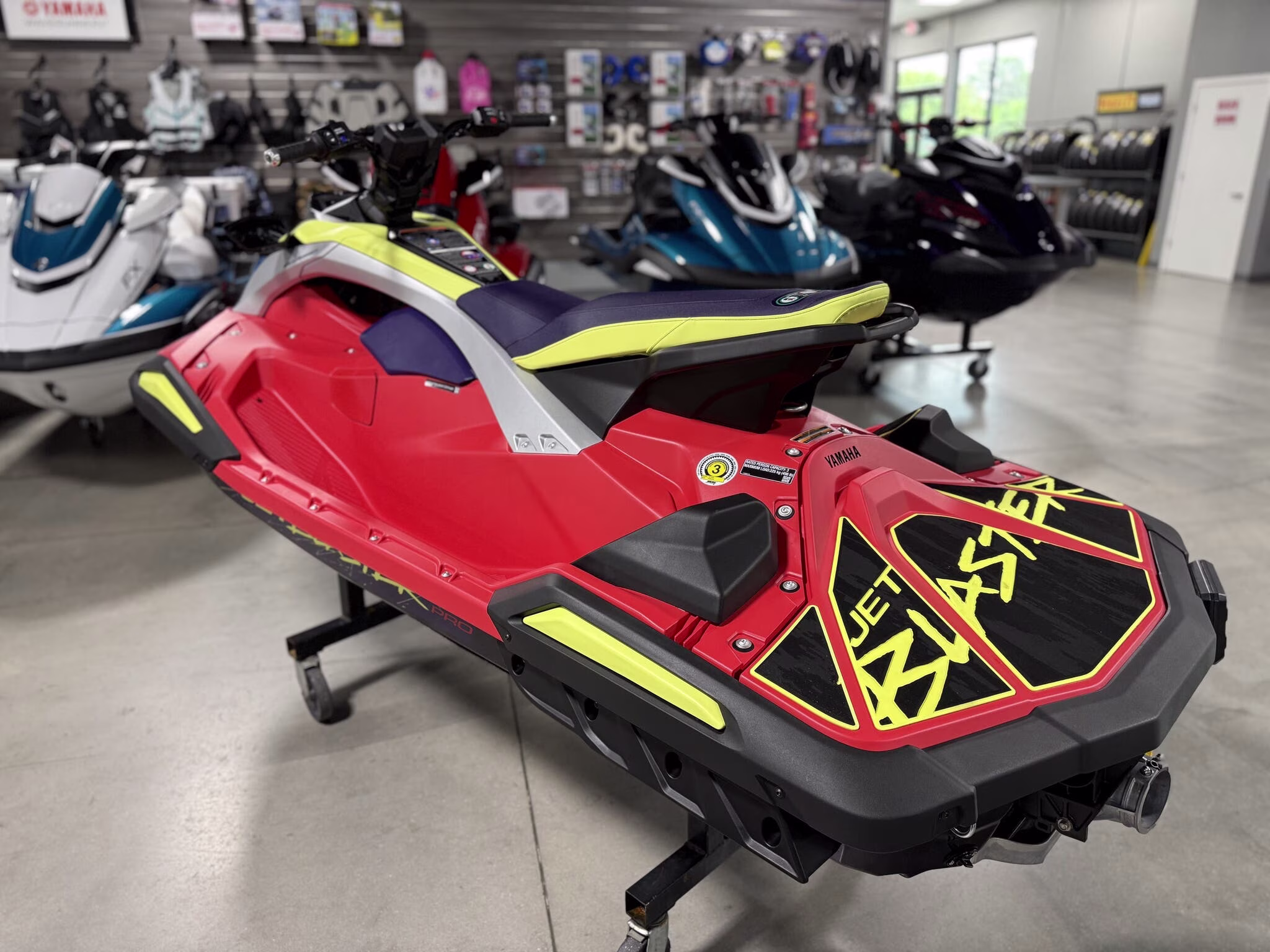 2026 Yamaha JetBlaster PRO 3-Up Boat