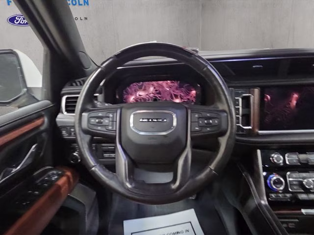 2023 White Frost Tricoat GMC Yukon XL Denali Ultimate 4X4 SUV