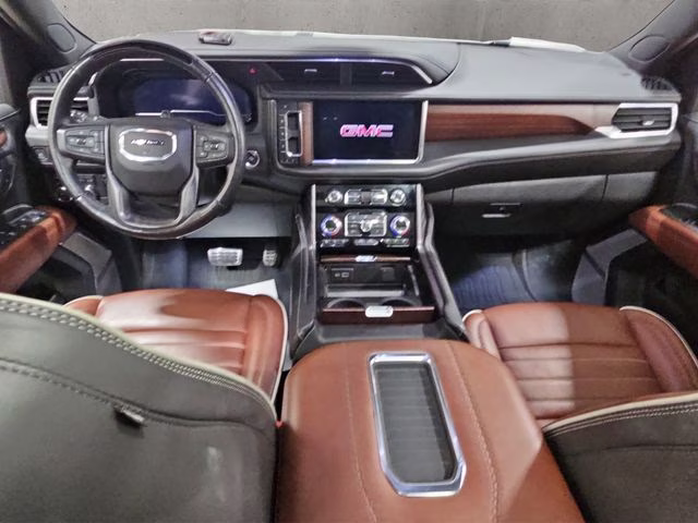 2023 White Frost Tricoat GMC Yukon XL Denali Ultimate 4X4 SUV