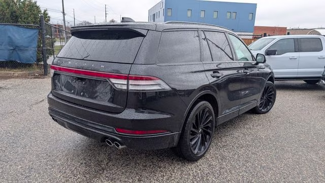 2025 Infinite Black Metallic Clearcoat Lincoln Aviator Reserve AWD SUV
