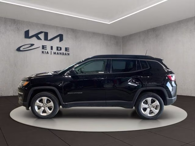 2019 Diamond Black Crystal Pearlcoat Jeep Compass Latitude 4X4 SUV