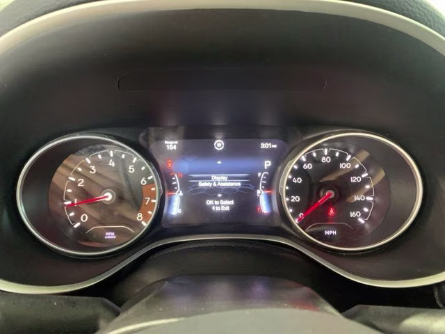 2019 Diamond Black Crystal Pearlcoat Jeep Compass Latitude 4X4 SUV