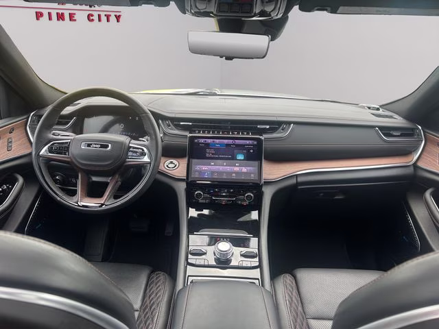 2024 Silver Zynith Jeep Grand Cherokee Summit 4X4 SUV