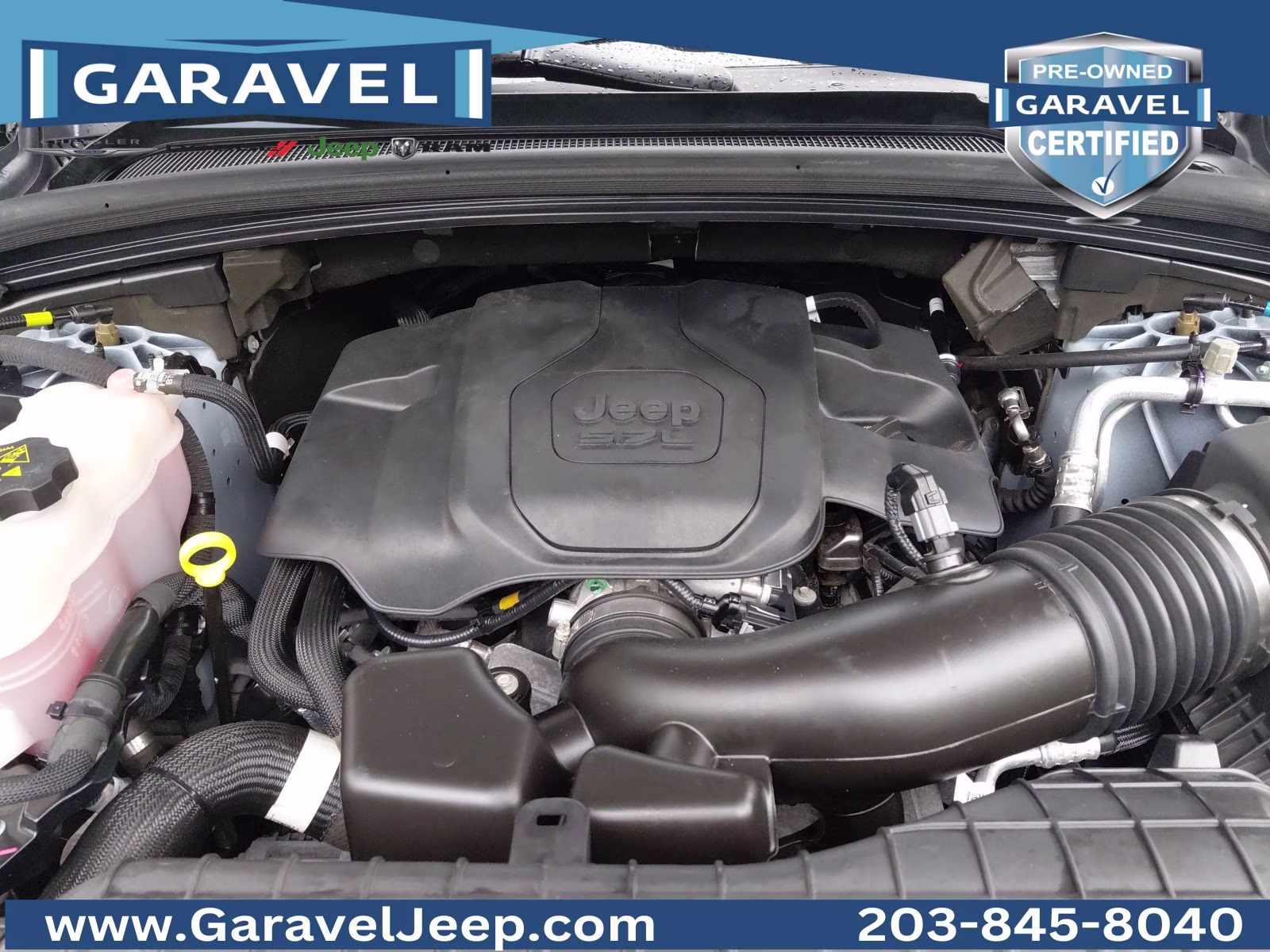 2023 Bright White Clearcoat Jeep Grand Cherokee L Overland 4X4 SUV