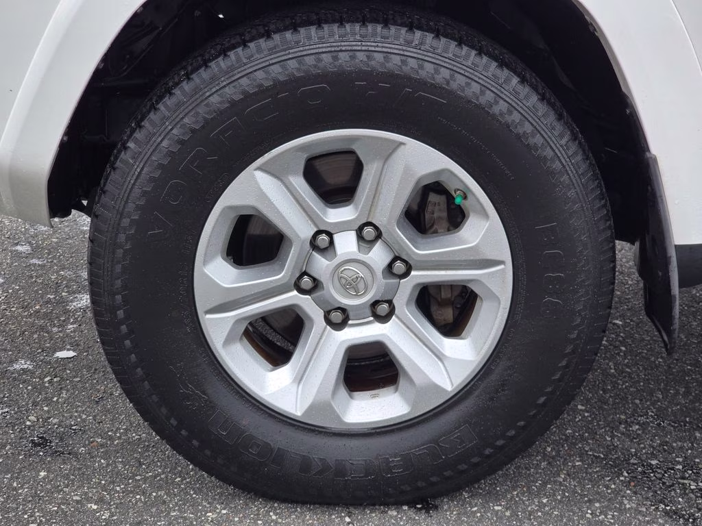2016 Super White Toyota 4Runner SR5 Premium RWD SUV