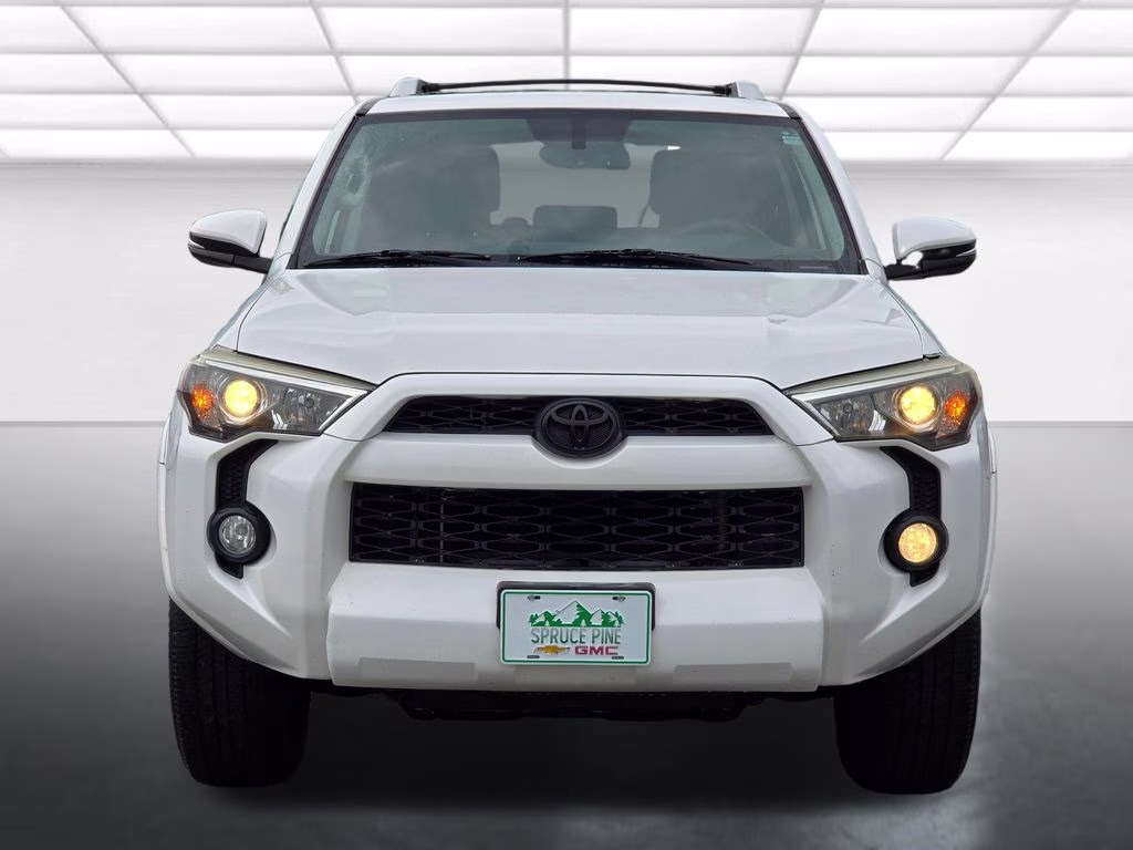 2016 Super White Toyota 4Runner SR5 Premium RWD SUV