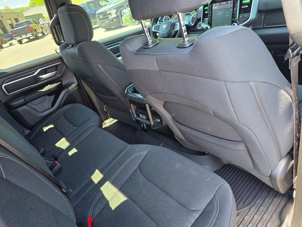 2025 Diamond Black Crystal Pearlcoat Ram 1500 Big Horn/Lone Star 4X4 Truck