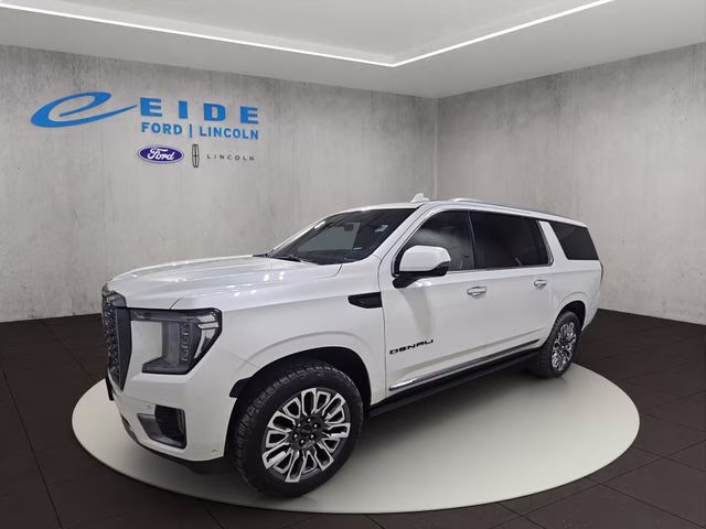 2023 White Frost Tricoat GMC Yukon XL Denali Ultimate 4X4 SUV