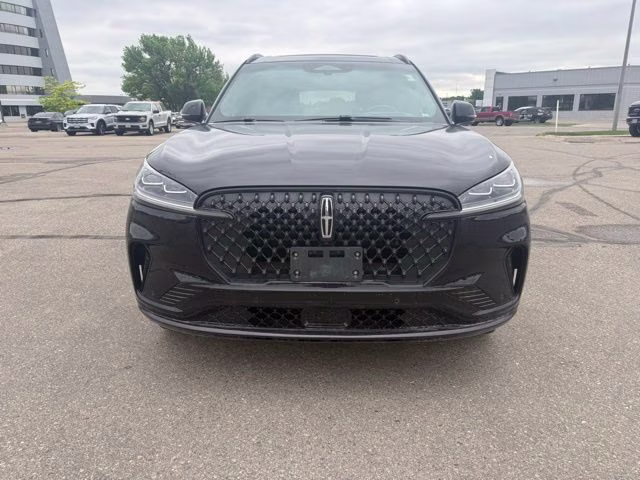 2025 Infinite Black Metallic Clearcoat Lincoln Aviator Reserve AWD SUV