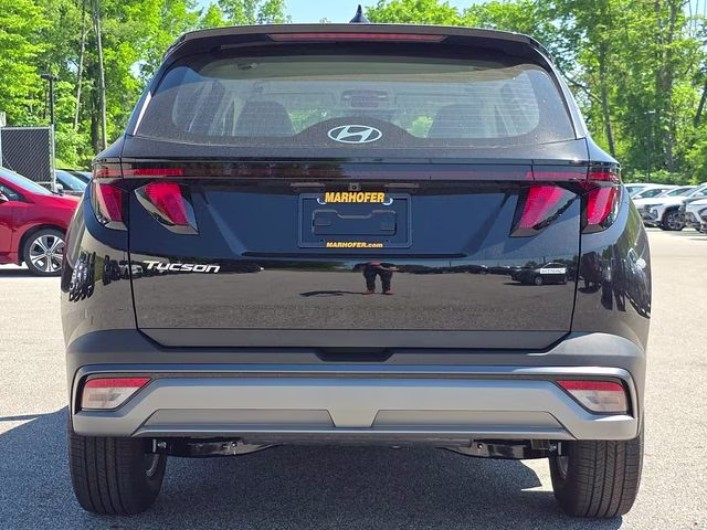 2026 Phantom Black Hyundai Tucson SE AWD SUV