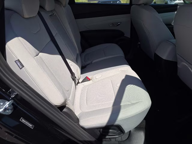 2026 Phantom Black Hyundai Tucson SE AWD SUV