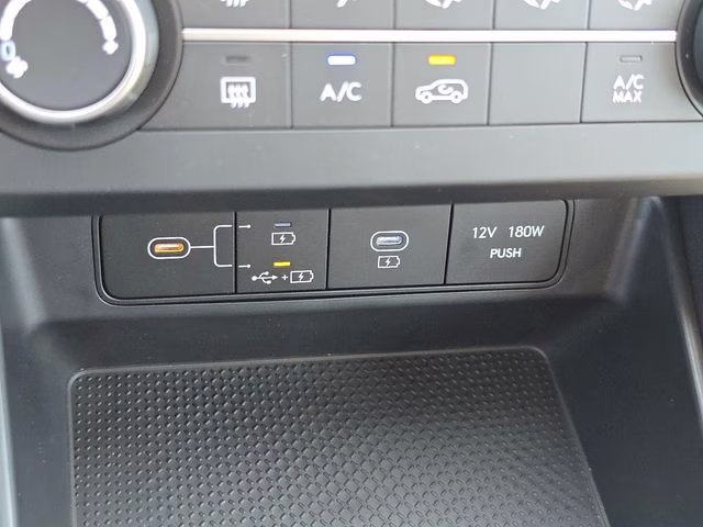 2026 Phantom Black Hyundai Tucson SE AWD SUV