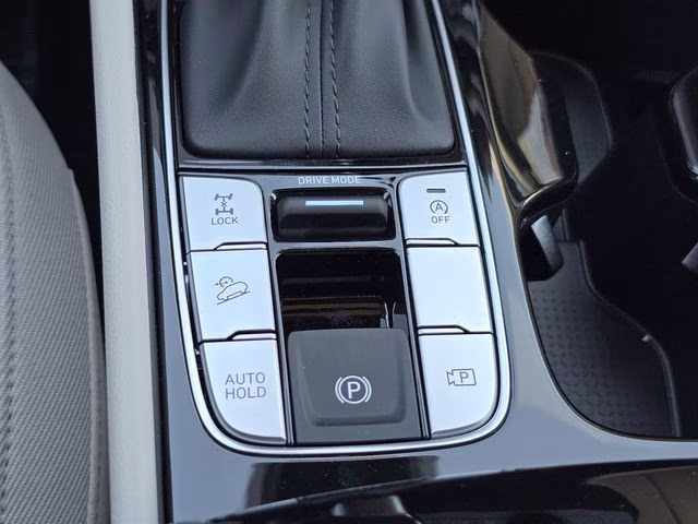 2026 Phantom Black Hyundai Tucson SE AWD SUV