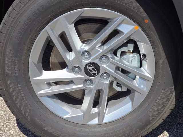 2026 Phantom Black Hyundai Tucson SE AWD SUV
