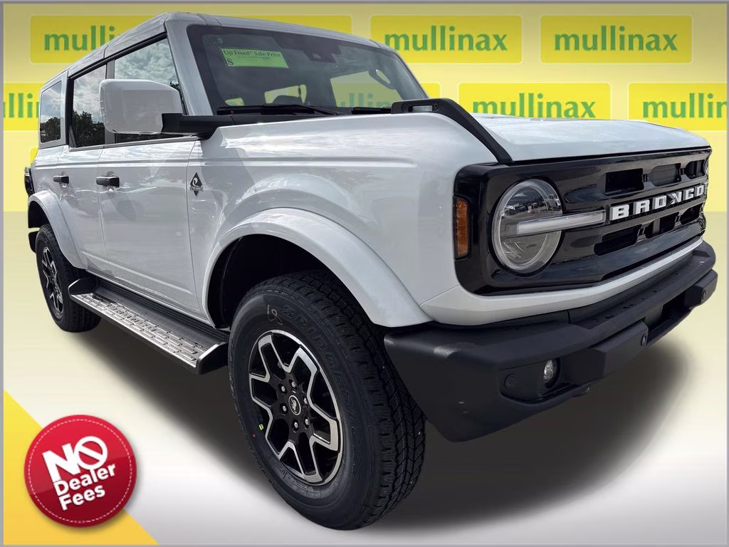 2026 Oxford White Ford Bronco Outer Banks 4X4 SUV