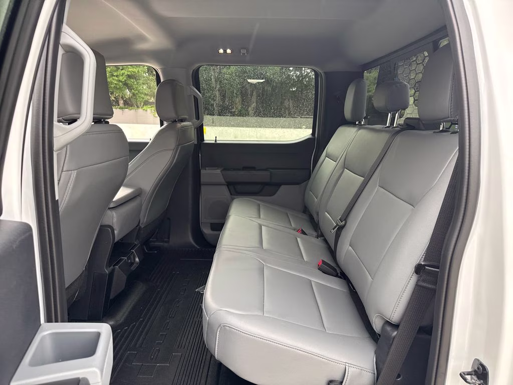 2026 Oxford White Ford Super Duty F-450 DRW XL 4X4 Chassis