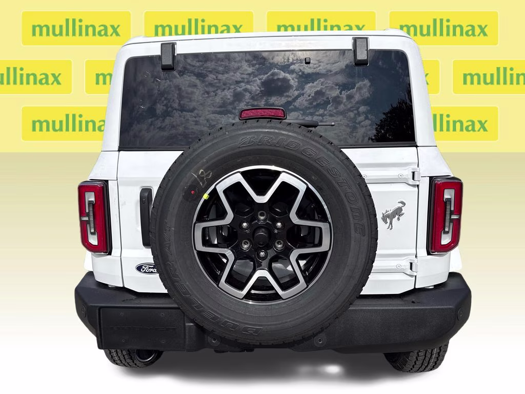 2026 Oxford White Ford Bronco Outer Banks 4X4 SUV