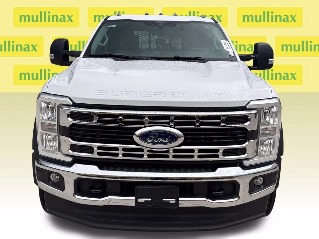 2026 Oxford White Ford Super Duty F-450 DRW XL 4X4 Chassis
