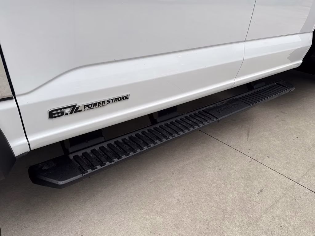 2026 Oxford White Ford Super Duty F-450 DRW XL 4X4 Chassis