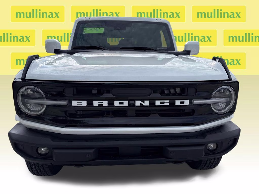 2026 Oxford White Ford Bronco Outer Banks 4X4 SUV