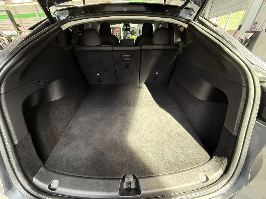2021 Gray Tesla Model Y Long Range AWD SUV