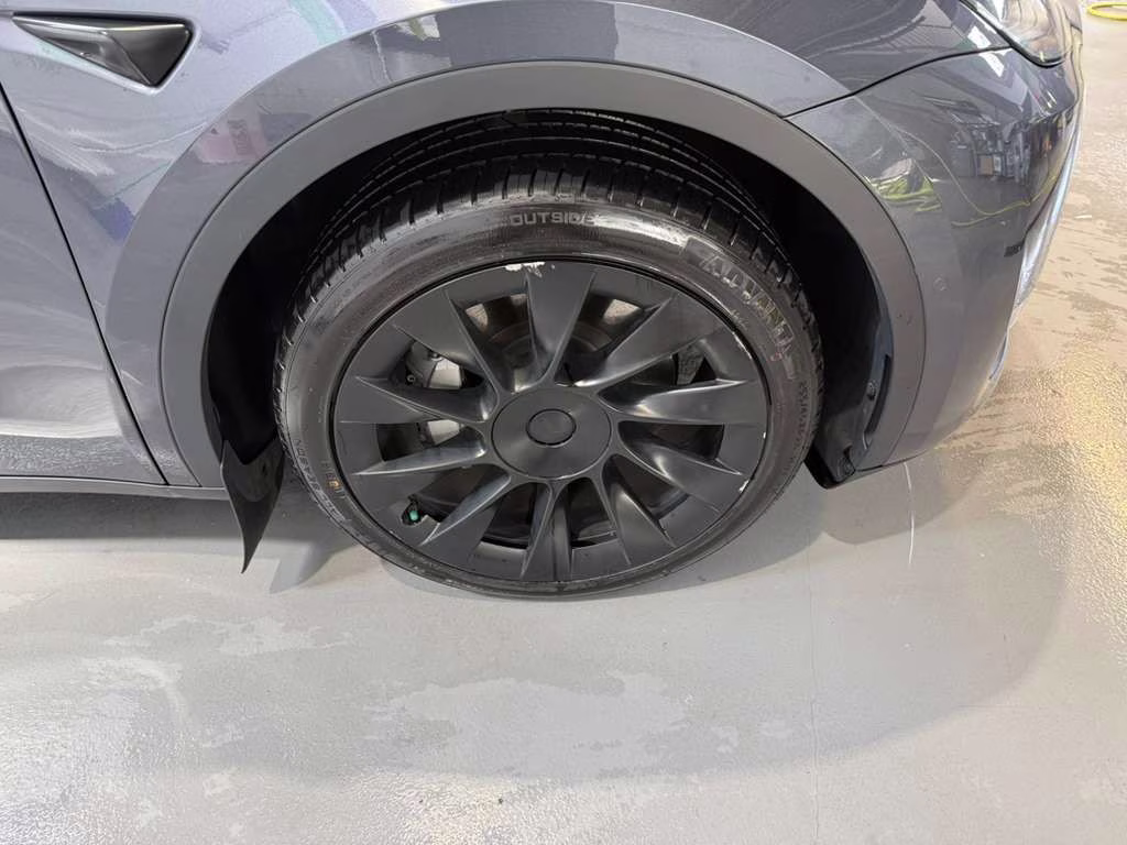 2021 Gray Tesla Model Y Long Range AWD SUV