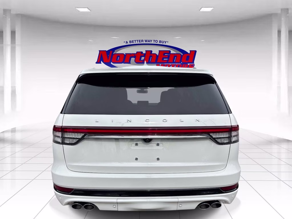 2022 White Metallic Lincoln Aviator Reserve AWD SUV