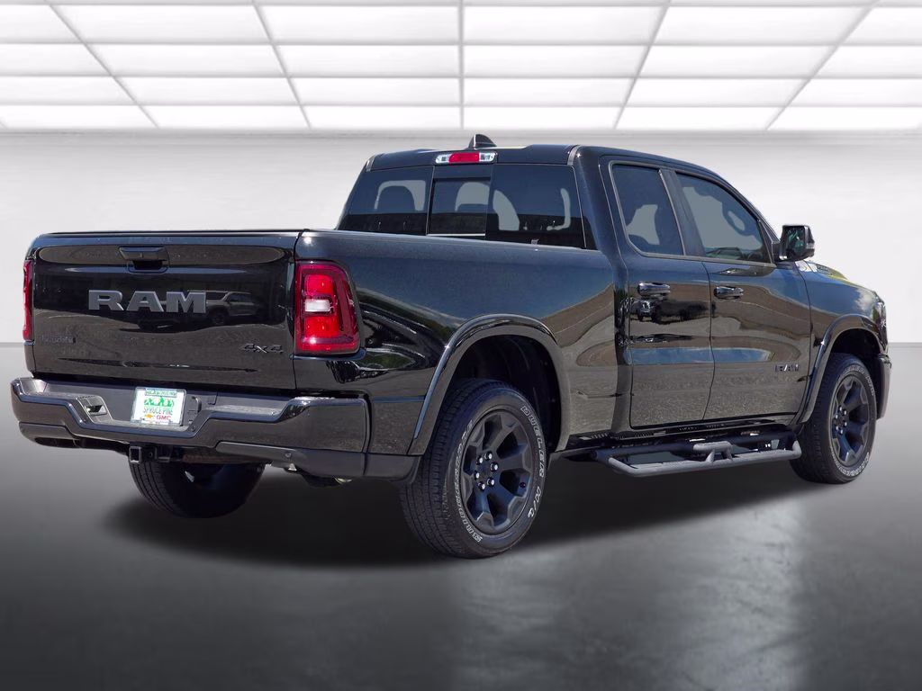 2025 Diamond Black Crystal Pearlcoat Ram 1500 Big Horn/Lone Star 4X4 Truck