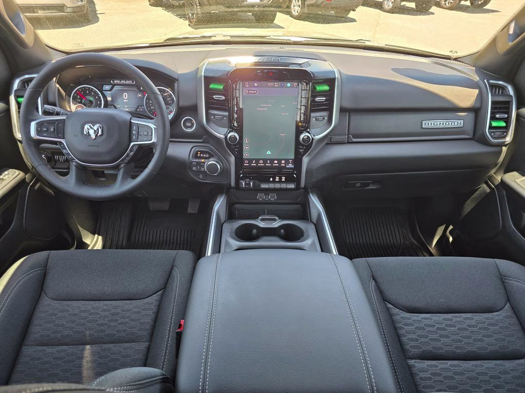 2025 Diamond Black Crystal Pearlcoat Ram 1500 Big Horn/Lone Star 4X4 Truck