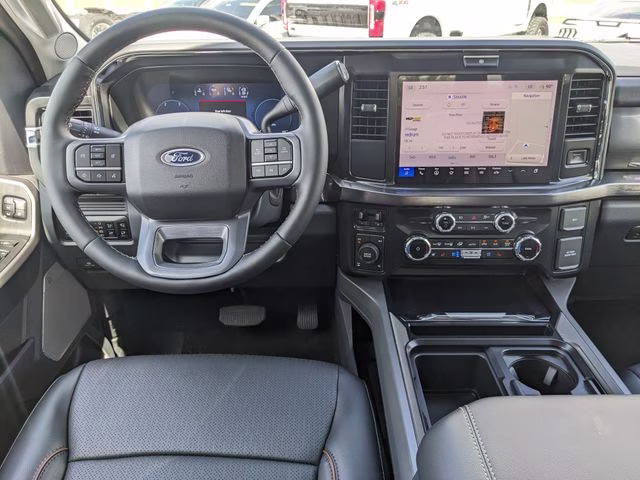 2026 Oxford White Ford Super Duty F-250 SRW Lariat 4X4 Truck