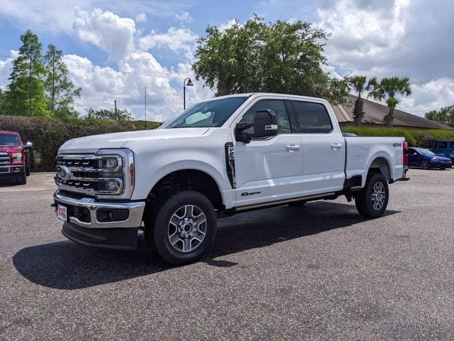 2026 Oxford White Ford Super Duty F-250 SRW Lariat 4X4 Truck