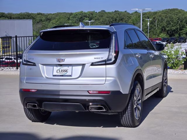 2022 Radiant Silver Metallic Cadillac XT4 Sport FWD SUV
