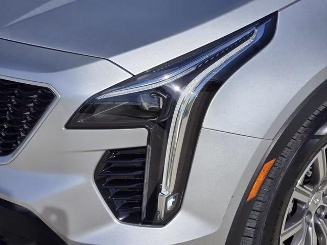 2022 Radiant Silver Metallic Cadillac XT4 Sport FWD SUV