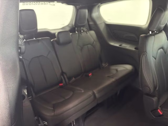 2027 Red Hot Pearlcoat Chrysler Pacifica Select AWD Van