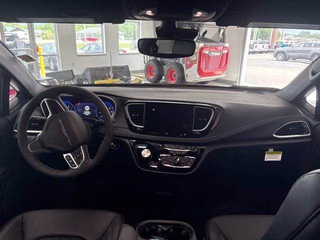 2027 Red Hot Pearlcoat Chrysler Pacifica Select AWD Van