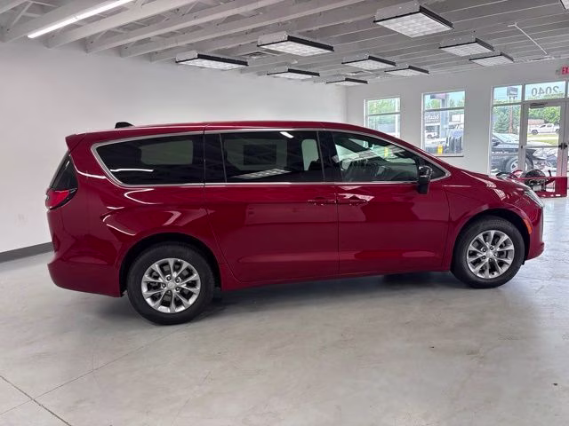 2027 Red Hot Pearlcoat Chrysler Pacifica Select AWD Van