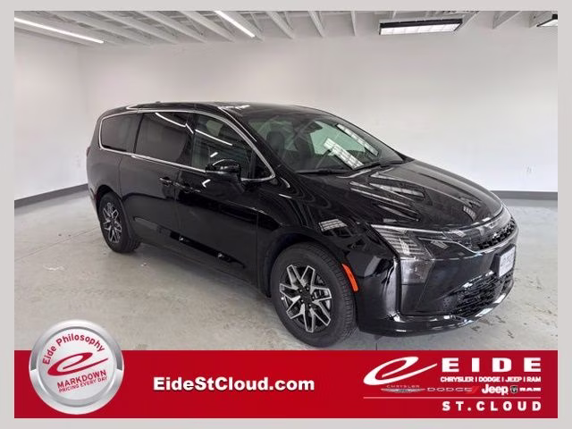 2027 Diamond Black Crystal Pearlcoat Chrysler Pacifica Limited AWD Van