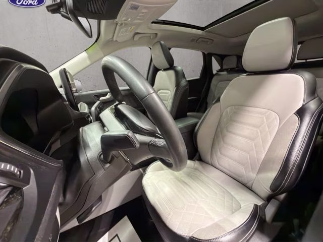 2023 Cinnabar Red Metallic Premium Colorant Ford Escape Platinum AWD SUV