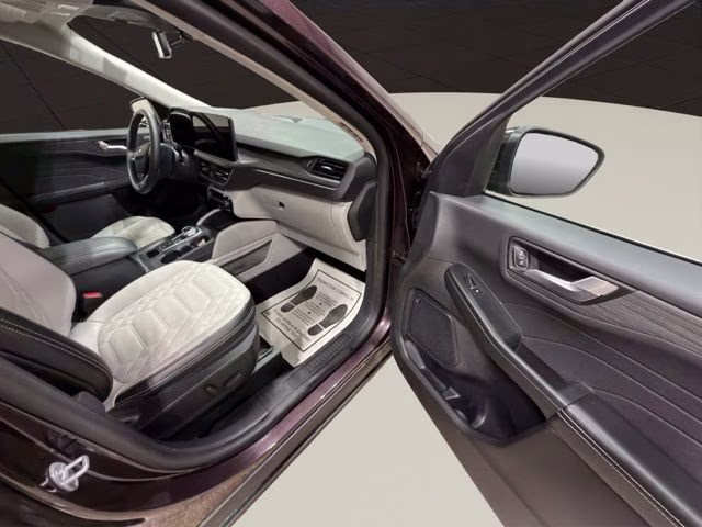 2023 Cinnabar Red Metallic Premium Colorant Ford Escape Platinum AWD SUV