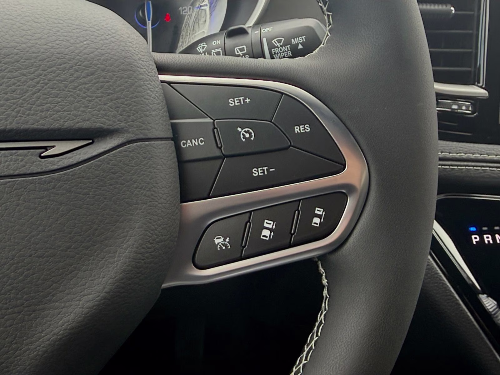 2027 Pw7 Chrysler Pacifica Select AWD Van