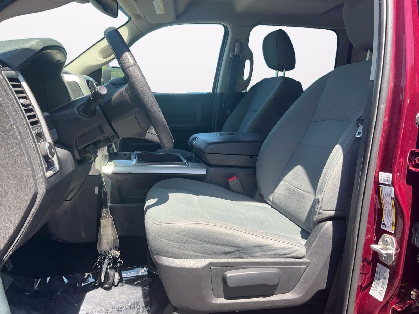 2016 Delmonico Red Pearlcoat Ram 1500 Express 4X4 Truck